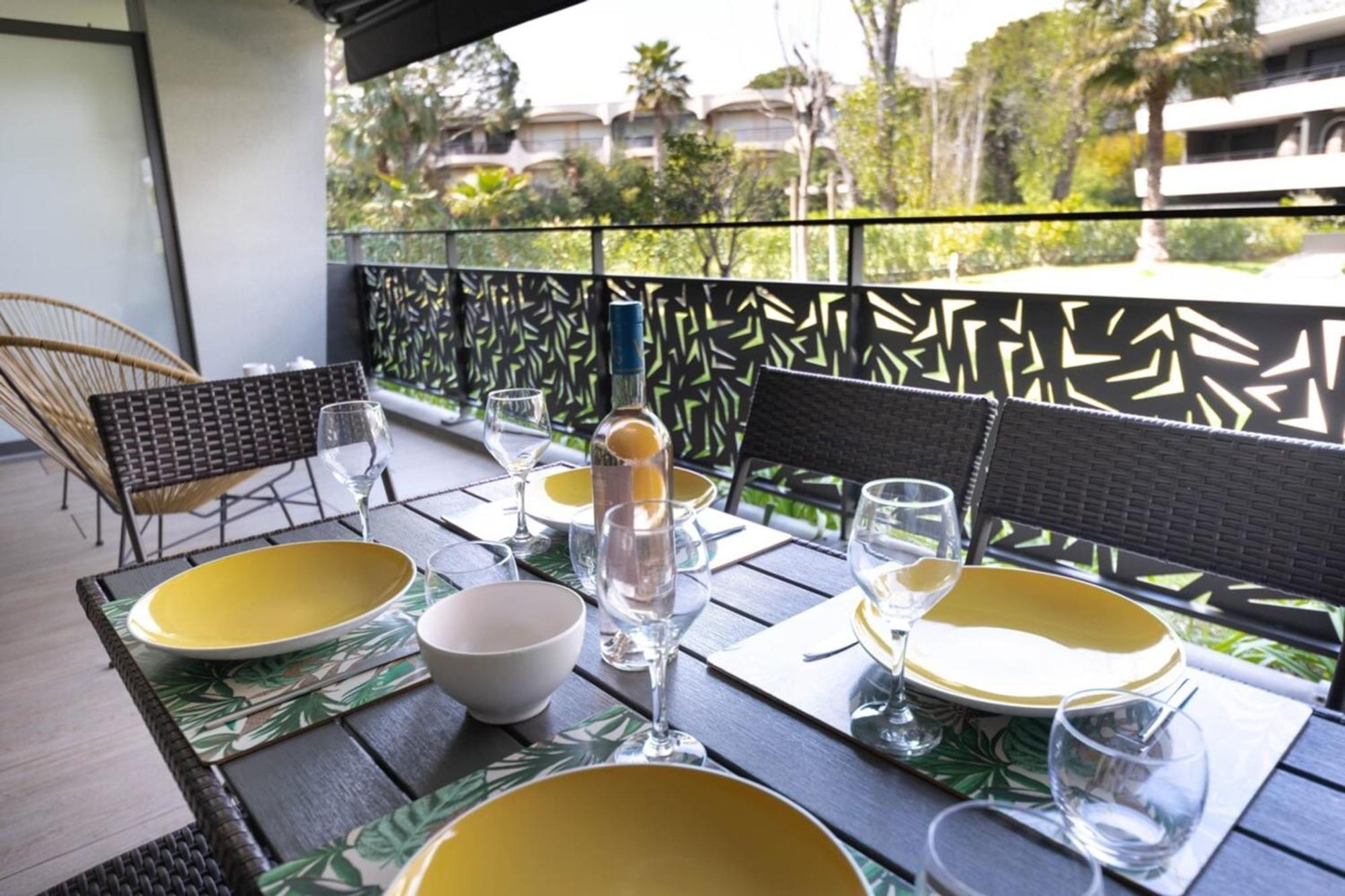 Apartamento 06Ah - Superb Waterfront T2 - Swimming Pool Villeneuve-Loubet Exterior foto