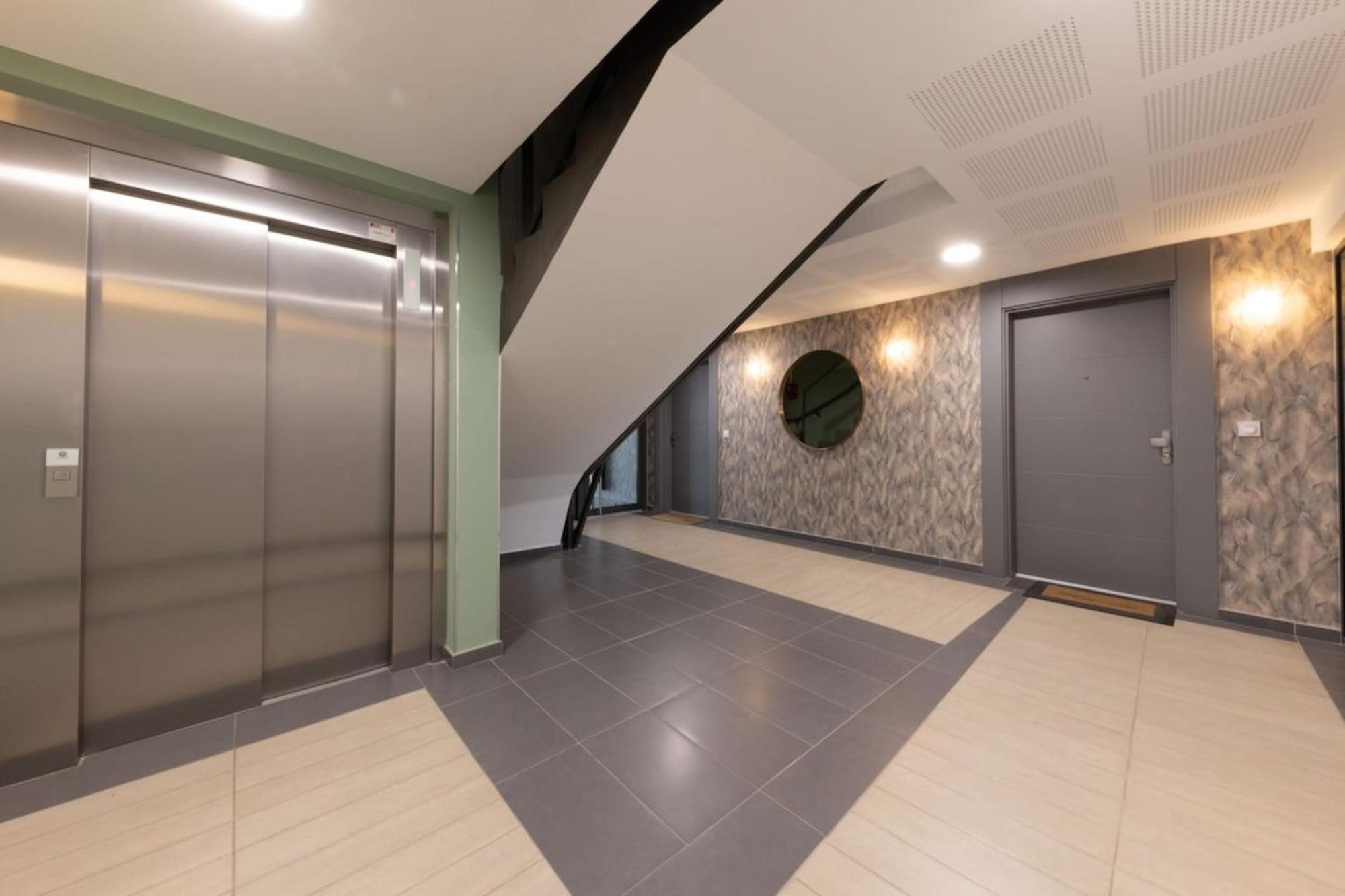 Apartamento 06Ah - Superb Waterfront T2 - Swimming Pool Villeneuve-Loubet Exterior foto
