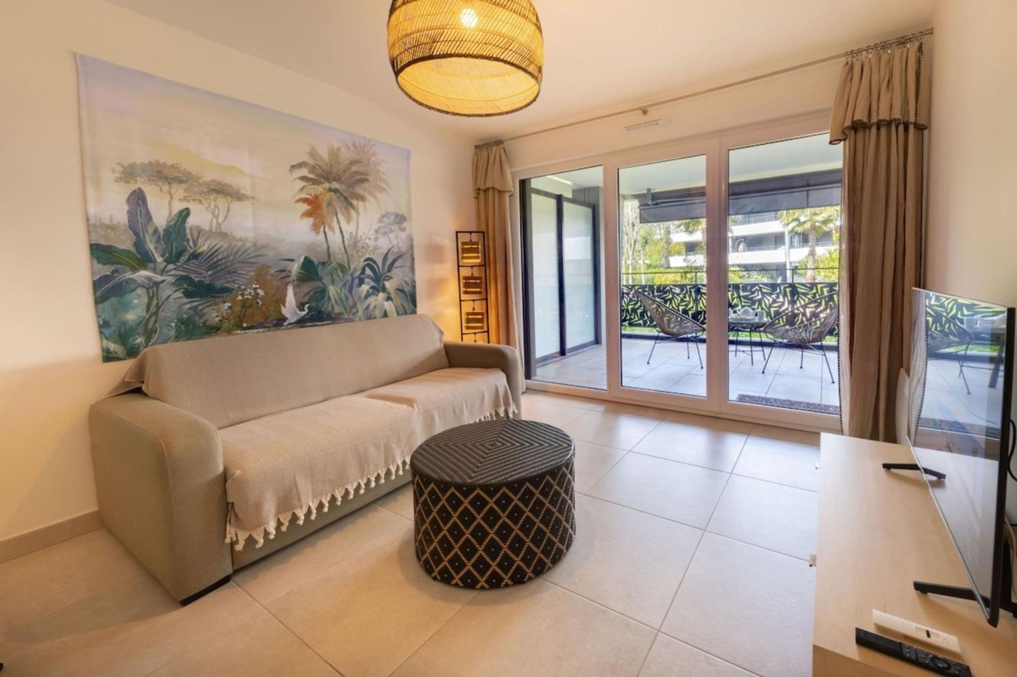 Apartamento 06Ah - Superb Waterfront T2 - Swimming Pool Villeneuve-Loubet Exterior foto